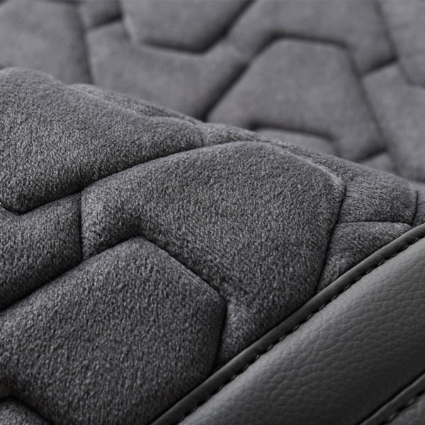 Комплект премиум накидок для сидений Beltex Chicago, Black