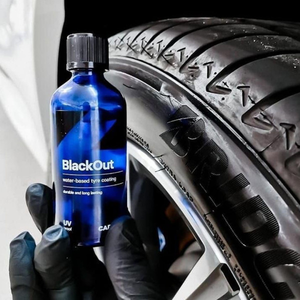 Керамическое покрытие для шин и неокрашенного пластика CARPRO BlackOut, 50 мл (000000315)