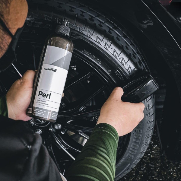 Защитное покрытие для пластика, резины и кожи CARPRO Perl, 1 л