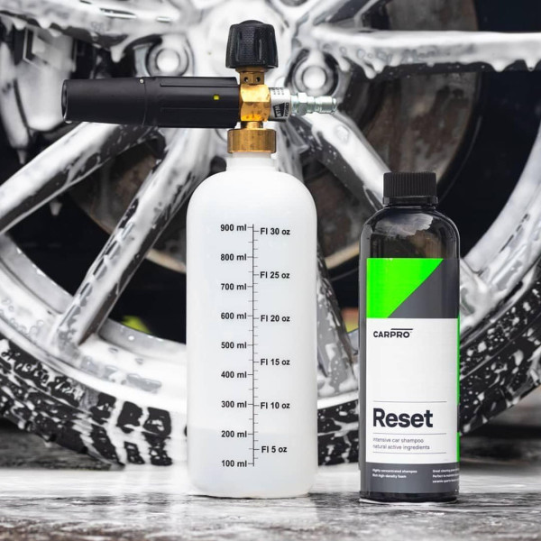 Автомобильный шампунь для ручной мойки CARPRO Reset, 500 мл (8809397813857)