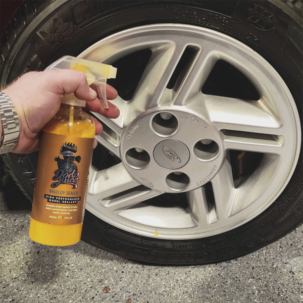 Силант для автомобильных дисков Dodo Juice Wheeler Sealer, 100 мл