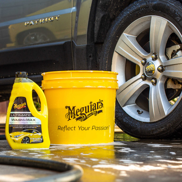 Автомобильный шампунь с воском Meguiar's Ultimate Wash & Wax, 1420 мл (G17748)