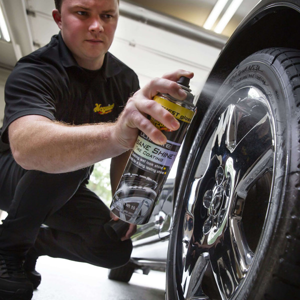 Спрей для чернения шин Meguiar's Ultimate Insane Shine Tire Coating, 425 мл (G190315)