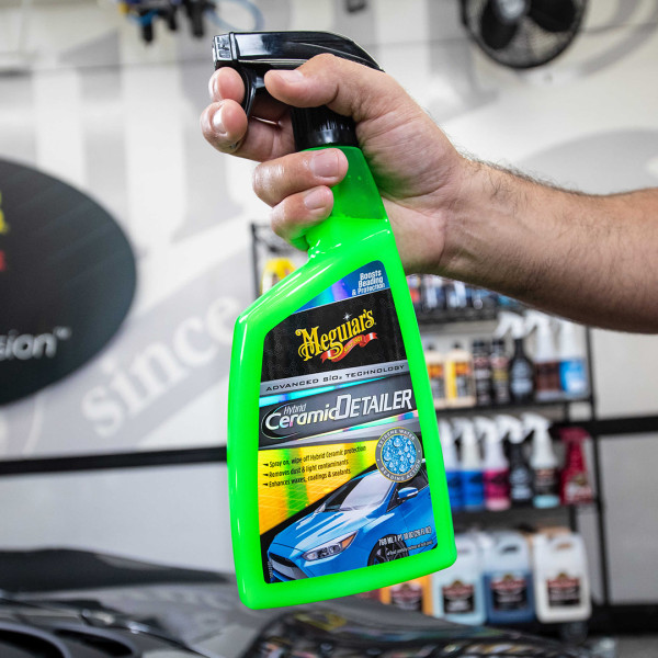 Гибридное керамическое очищающее средство Meguiar's Hybrid Ceramic Detailer, 768 мл (G200526)