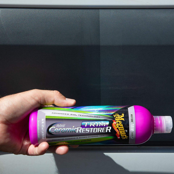 Гибридный керамический восстановитель пластика Meguiar's Hybrid Ceramic Trim Restorer, 473 мл (G220316)