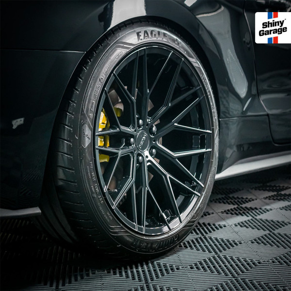 Средство для чернения резины Shiny Garage Coco Tire Booster, 250 мл