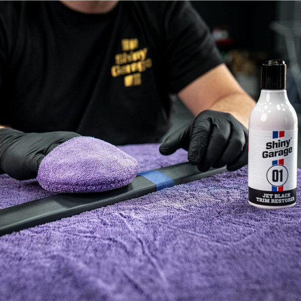 Средство по уходу за пластиковыми деталями Shiny Garage Jet Black Trim Restorer, 500 мл