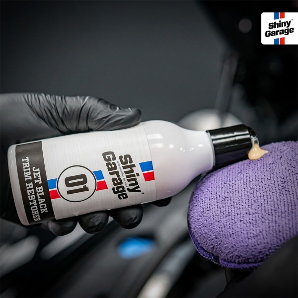 Средство по уходу за пластиковыми деталями Shiny Garage Jet Black Trim Restorer, 500 мл