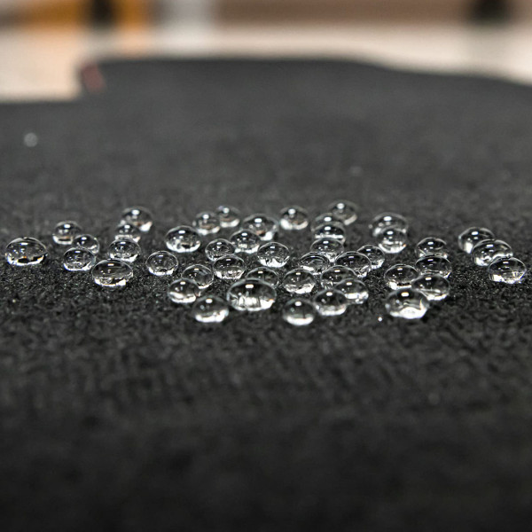 Кварцевое защитное покрытие для ткани Gyeon Q² FabricCoat, 400 мл (8809432671619)