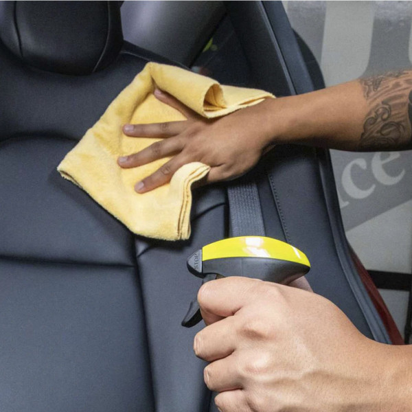 Спрей 3 в 1 для ухода за кожаным салоном Meguiar's Ultimate Leather Detailer, 473 мл (G201316)