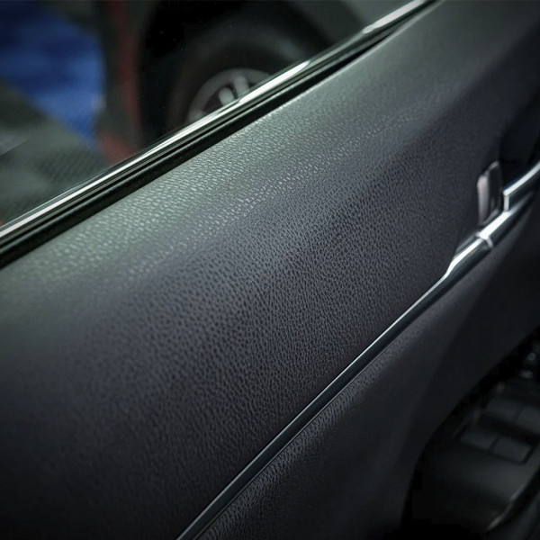 Средство по уходу за пластиком Shiny Garage Interior Plastic Protectant Matt, 1000 мл