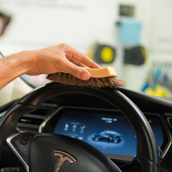 Щетка для кожи из конского ворса Chemical Guys Bristle Horse Hair Leather Cleaning Brush (ACCS95)