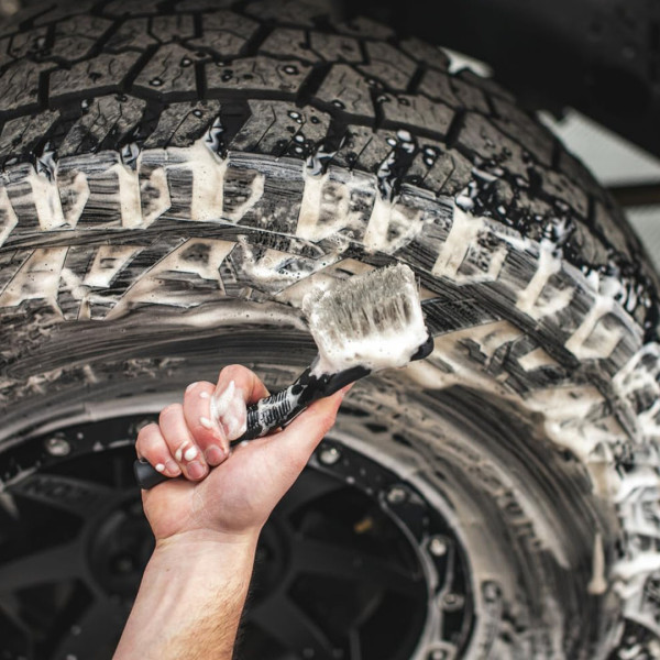 Щетка для чистки шин Detail Factory ProGrip Standard Tire Brush, Серый