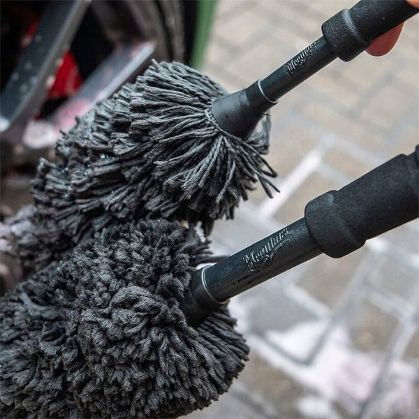 Щетка для очистки дисков Meguiar's Supreme Microfiber Wheel Brush Medium, 35 см (X1902EU)
